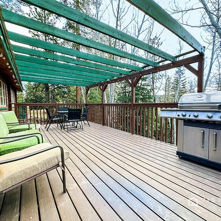 Village Vibes Deck And Bbq Duck Creek Village Экстерьер фото